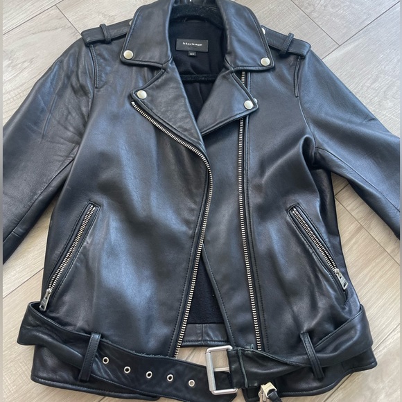 Women’s Mackage Jacket in size XS - Picture 1 of 5